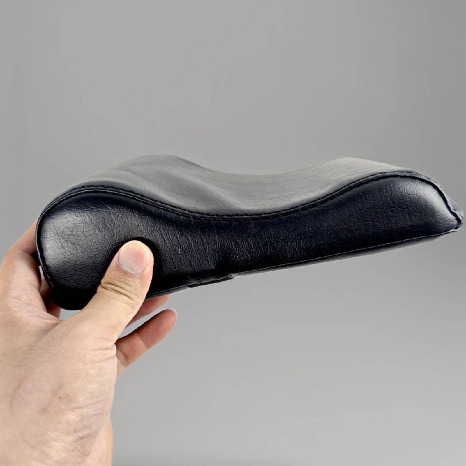 Bantal Leher Pilates untuk Ref - Pilates & Yoga Studio Alineacion ulasan dan harga